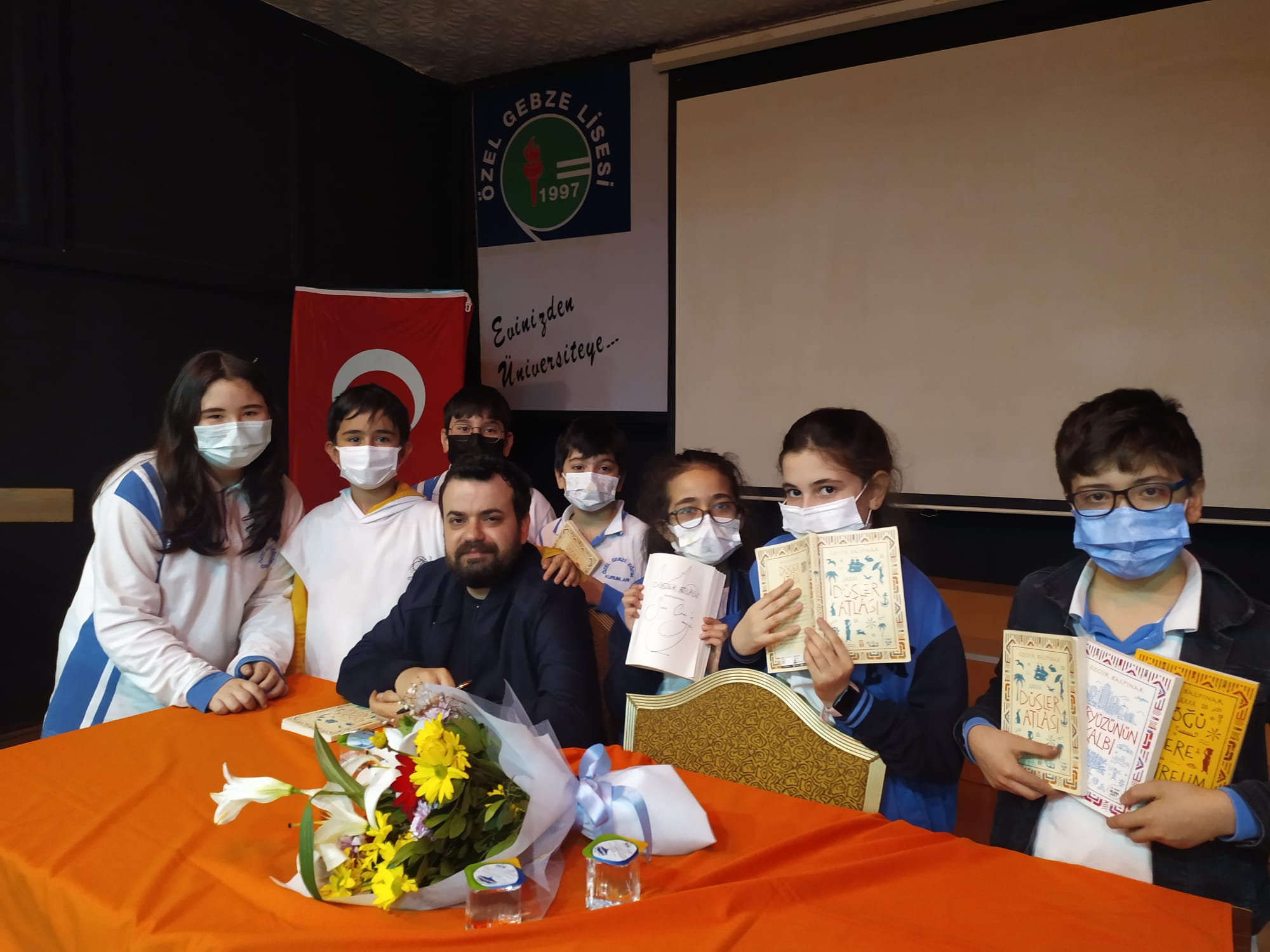 Çocuk Edebiyatı Yazarı Özgür Balpınar'ı ağırladık